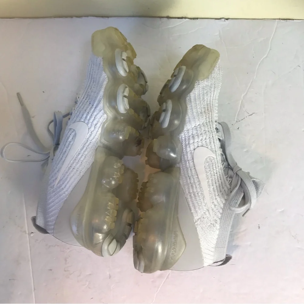 Nike Air VaporMax Flyknit 3 Pure Platinum Sneakers Running Shoes Lightweight W - Picture 13 of 16
